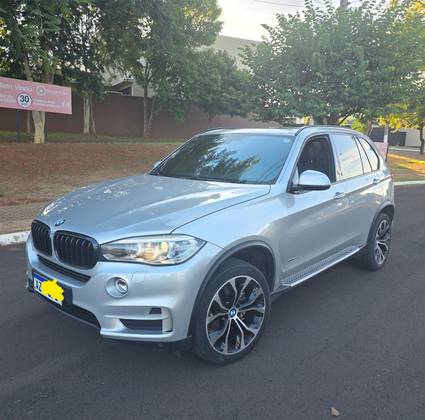 BMW X5 3.0 FULL 4X4 35I 6 CILINDROS 24V GASOLINA 4P AUTOMÁTICO BMW X5 3.0 FULL 4X4 35I 6 CILINDROS 24V GASOLINA 4P AUTOMÁTICO